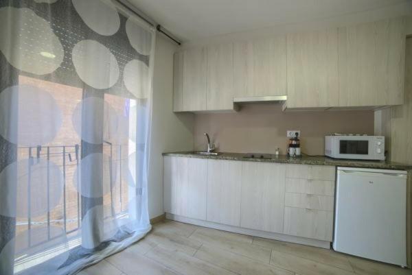 Apartamentos Turisticos Plaza San Juan 2 Tudela Eksteriør bilde