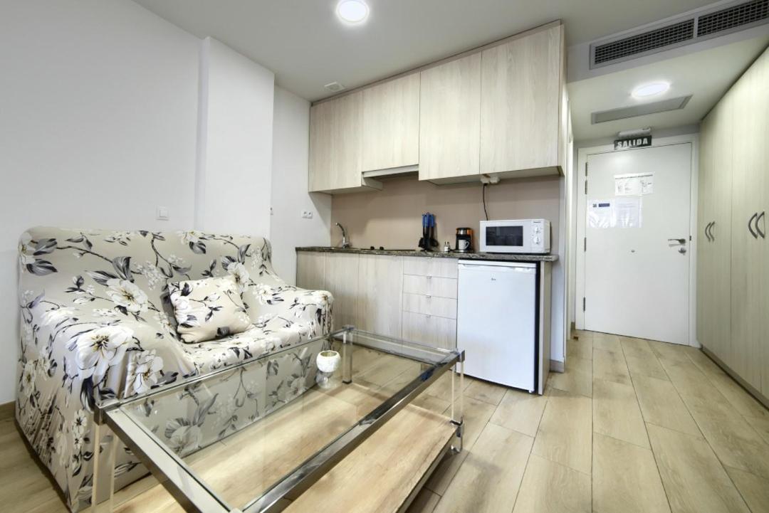 Apartamentos Turisticos Plaza San Juan 2 Tudela Eksteriør bilde