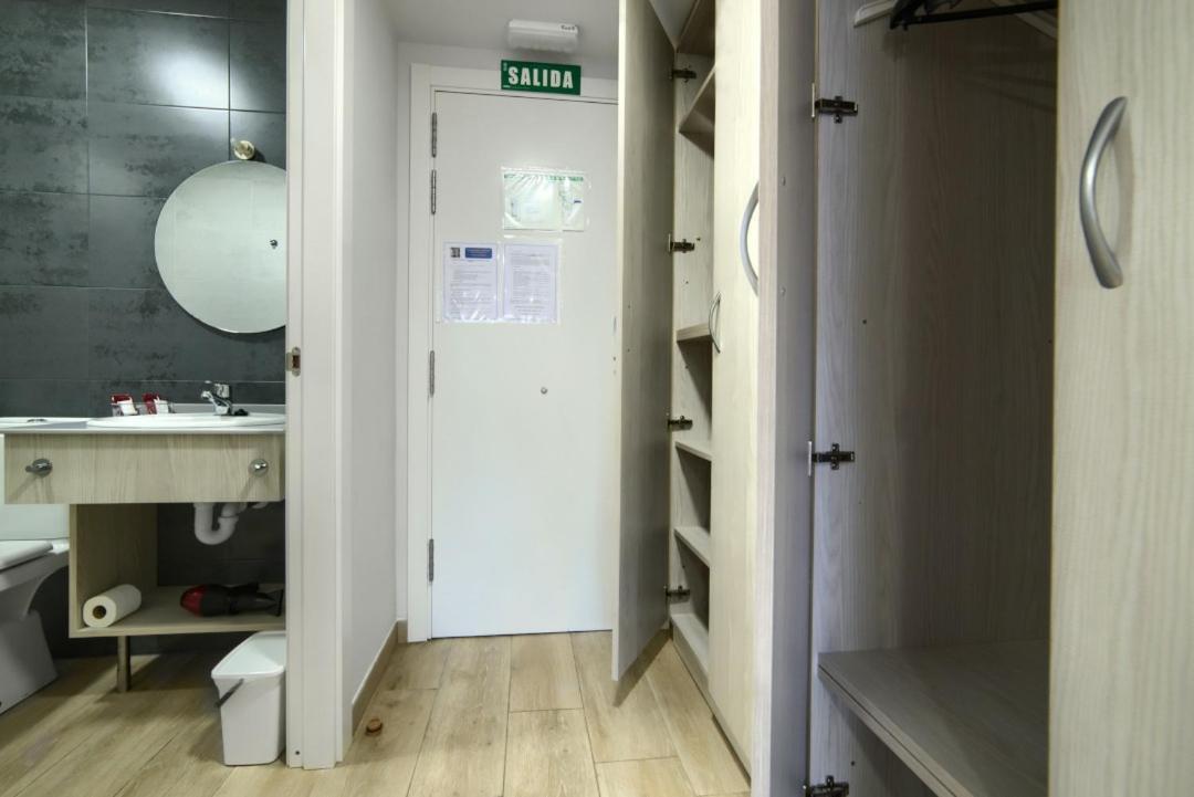 Apartamentos Turisticos Plaza San Juan 2 Tudela Eksteriør bilde